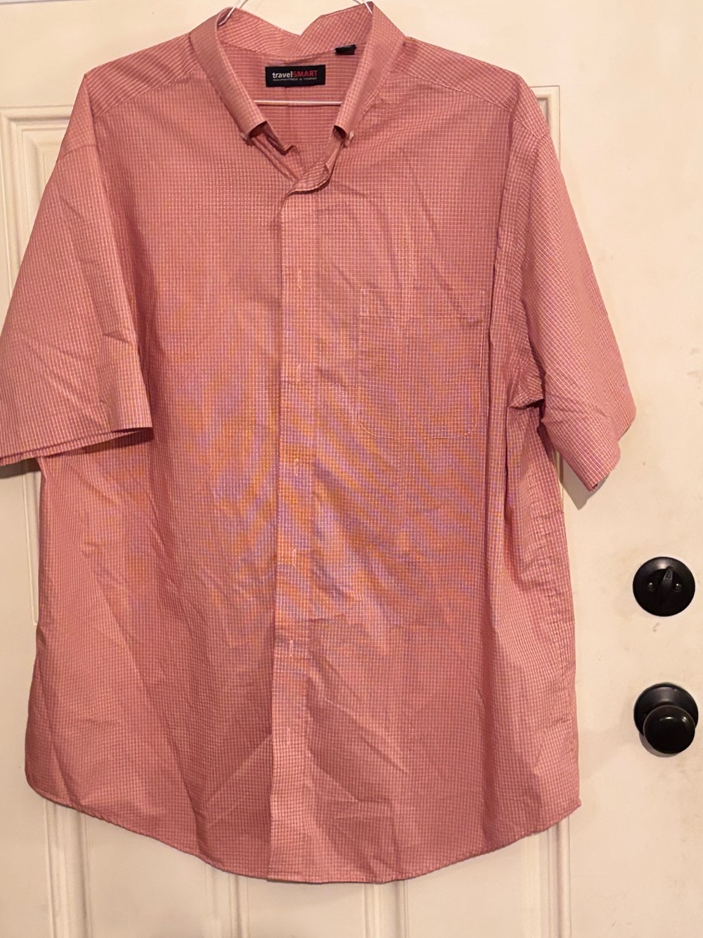 Men's Short-Sleeve Button-Down Shirt in Pink Check